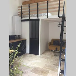 Appartement Moderne, Saint-Symphorien-dʼOzon
